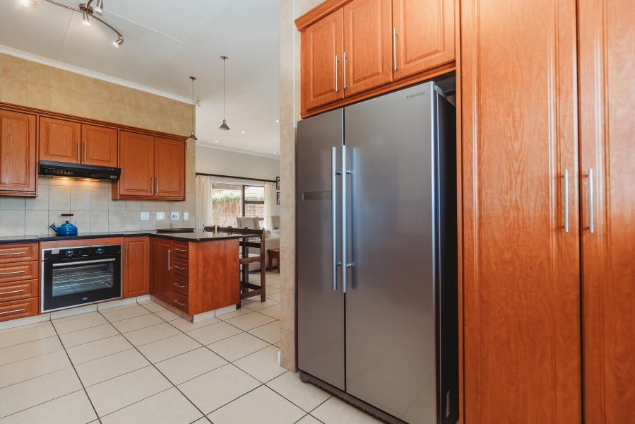 3 Bedroom Property for Sale in Heather Park Western Cape